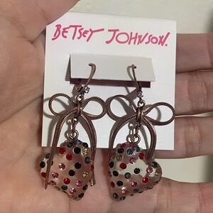🍂 Betsey Johnson Multicolor Heart Earrings